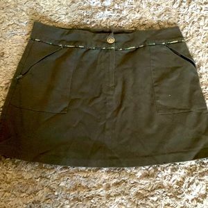 Army green hipster skirt. Fits sz S-M
